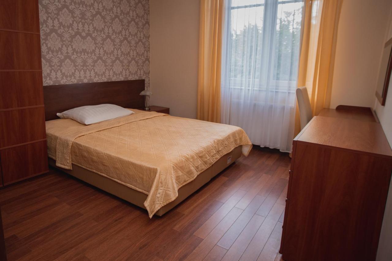 Dworek Debina - Idealny Dla Rodzin I Przyjaciol - Wspolna Sala Do Biesiadowania , Plaza Przyjazna Psom Esterno foto