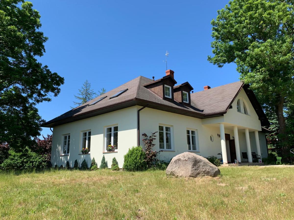 Dworek Debina - Idealny Dla Rodzin I Przyjaciol - Wspolna Sala Do Biesiadowania , Plaza Przyjazna Psom Esterno foto