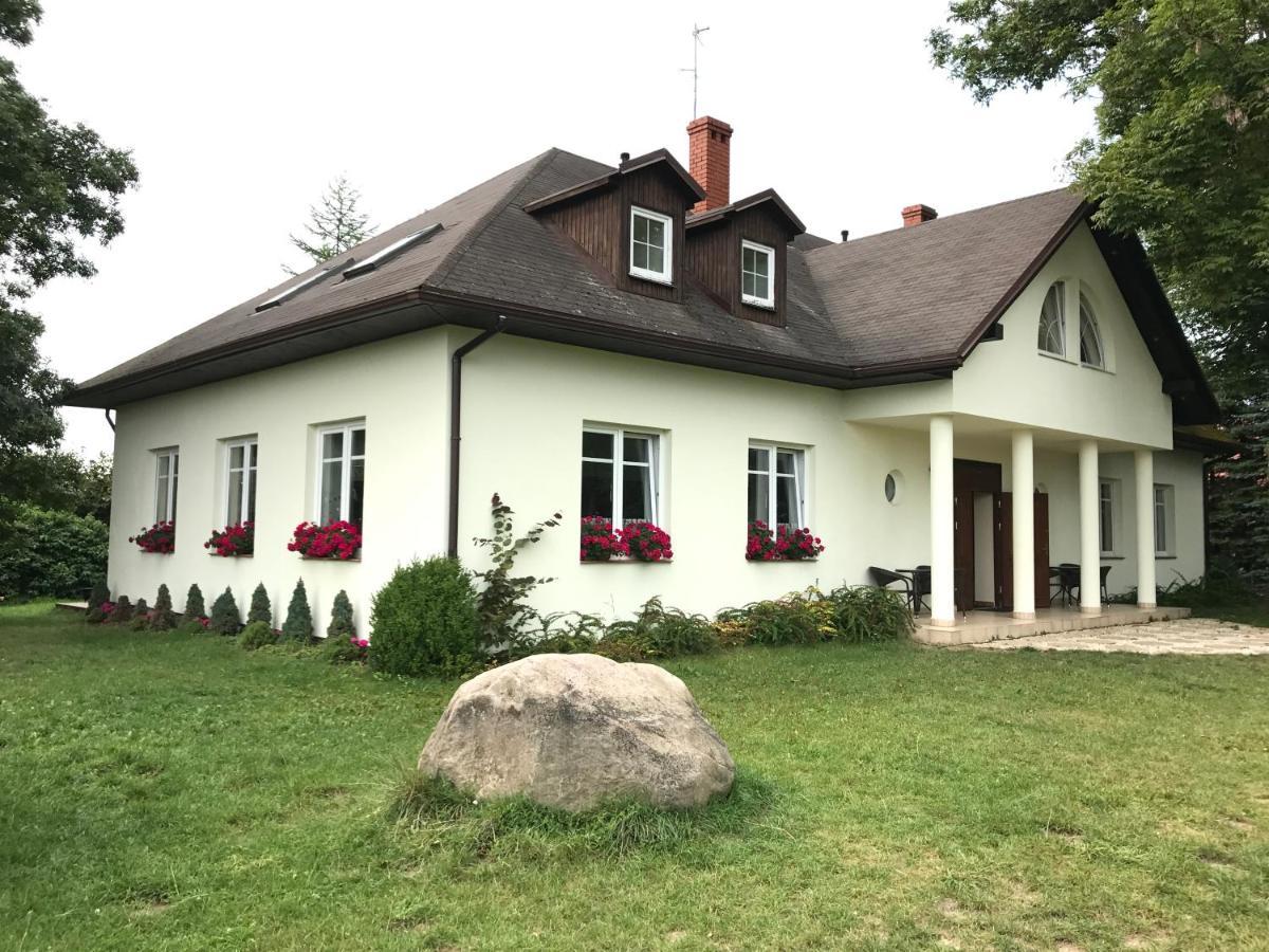 Dworek Debina - Idealny Dla Rodzin I Przyjaciol - Wspolna Sala Do Biesiadowania , Plaza Przyjazna Psom Esterno foto
